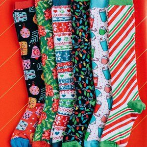 6 Pack Women's Knee High Christmas Socks New in Bag NWT Xmas Sox Gift Set Kalon